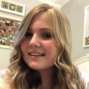 Meet your Posher, Ella